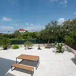 Vicula Mauras Λευκάδα