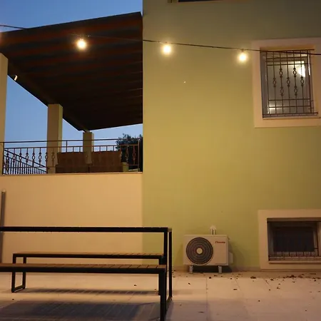 Vicula Mauras Villa