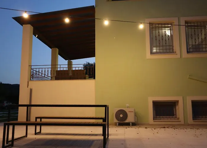 Vicula Mauras Villa